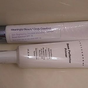 Cindy Crawford Meaningful Beauty with free primer